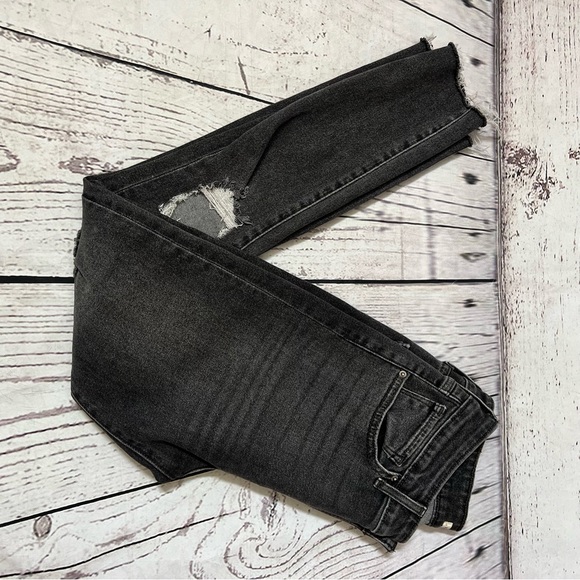 Levi's 721 High Rise Distressed Skinny Jeans Raw Hem Black Size 27 - Picture 6 of 13